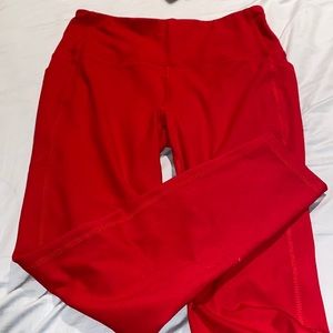 Red leggings with pockets
